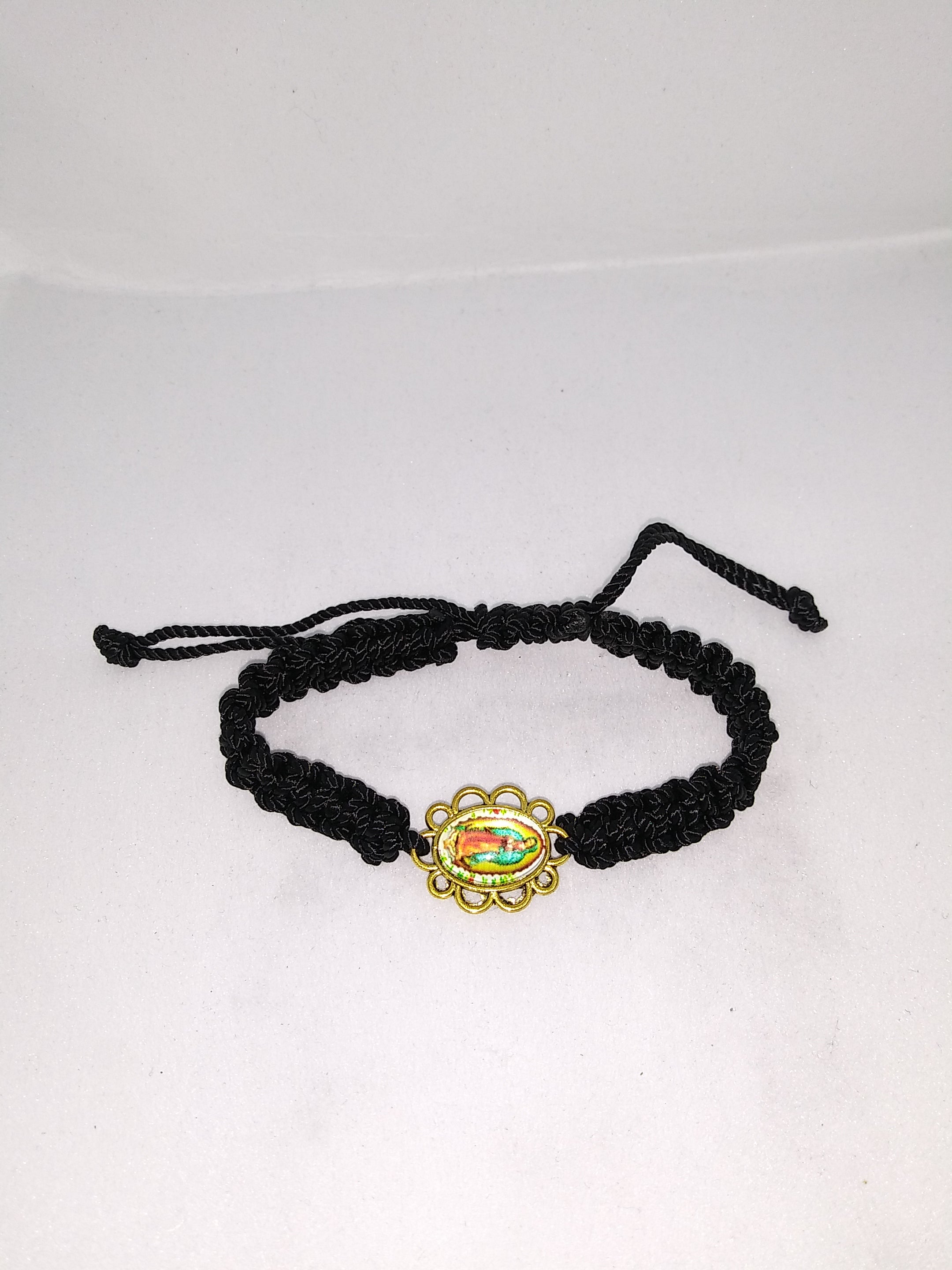 VIRGEN DE GUDALUPE WOVEN ADJUSTABLE BRACELET