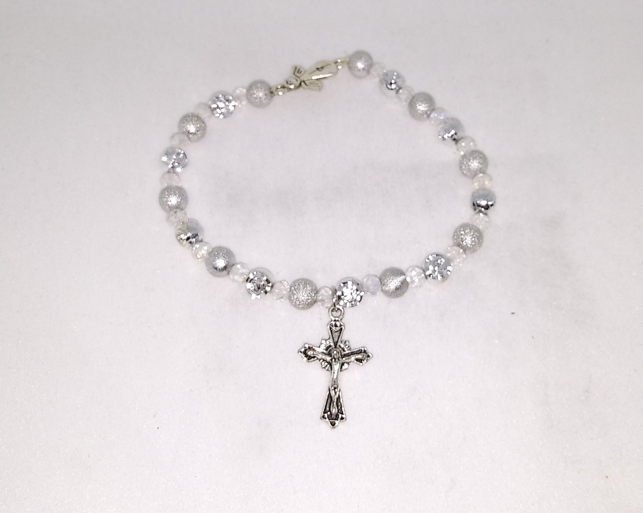 CRUCIFIX STRETCH BRACELET