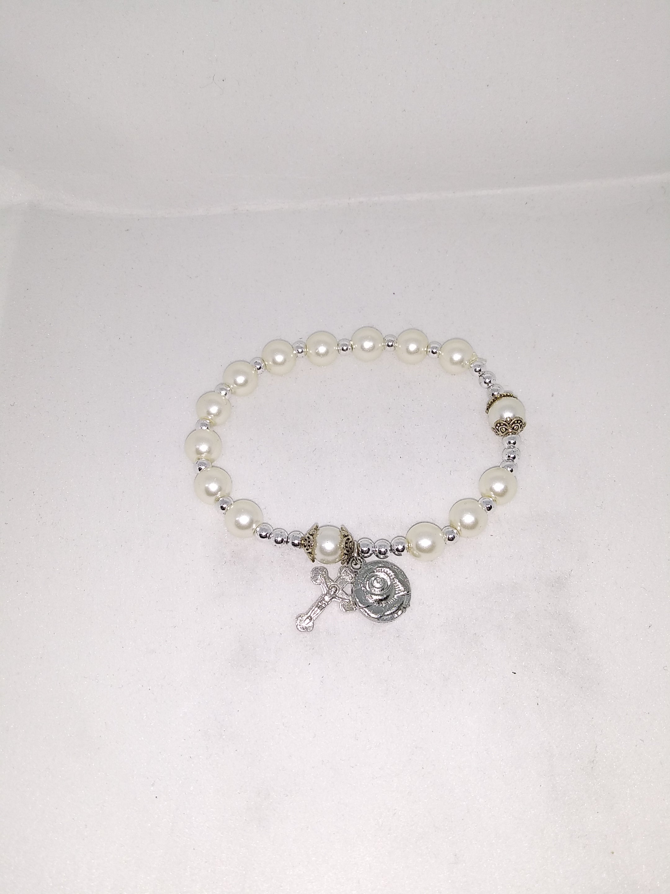 WHITE PEARL STRETCH BRACELT