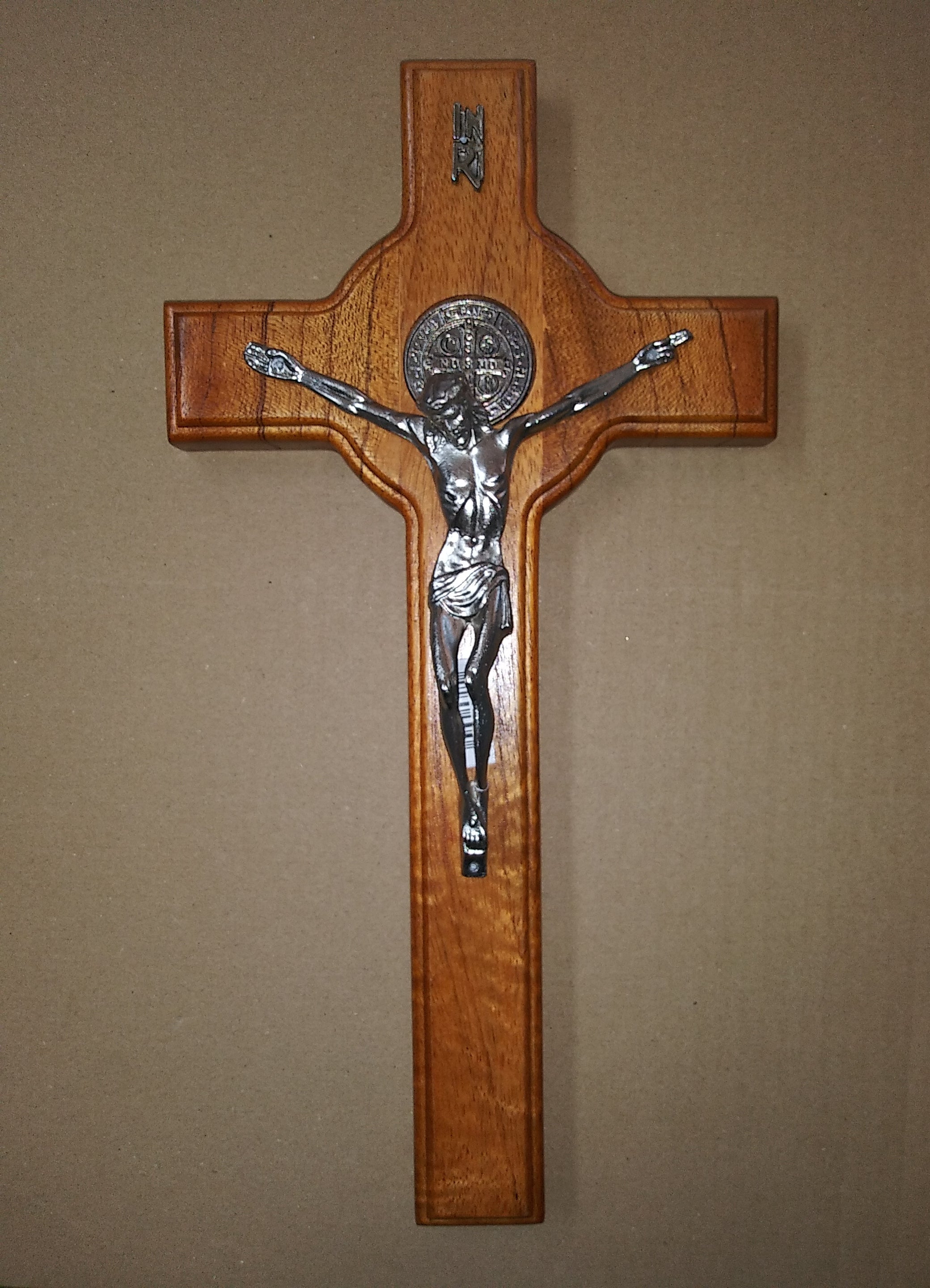 Crucifijo Medalla De San Benito Madera
