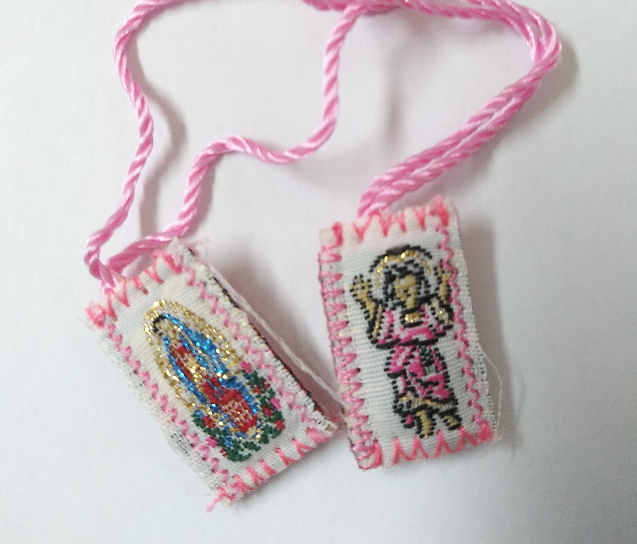 Pink Scapulary - Divino Niño Virgen De Guadalupe mini