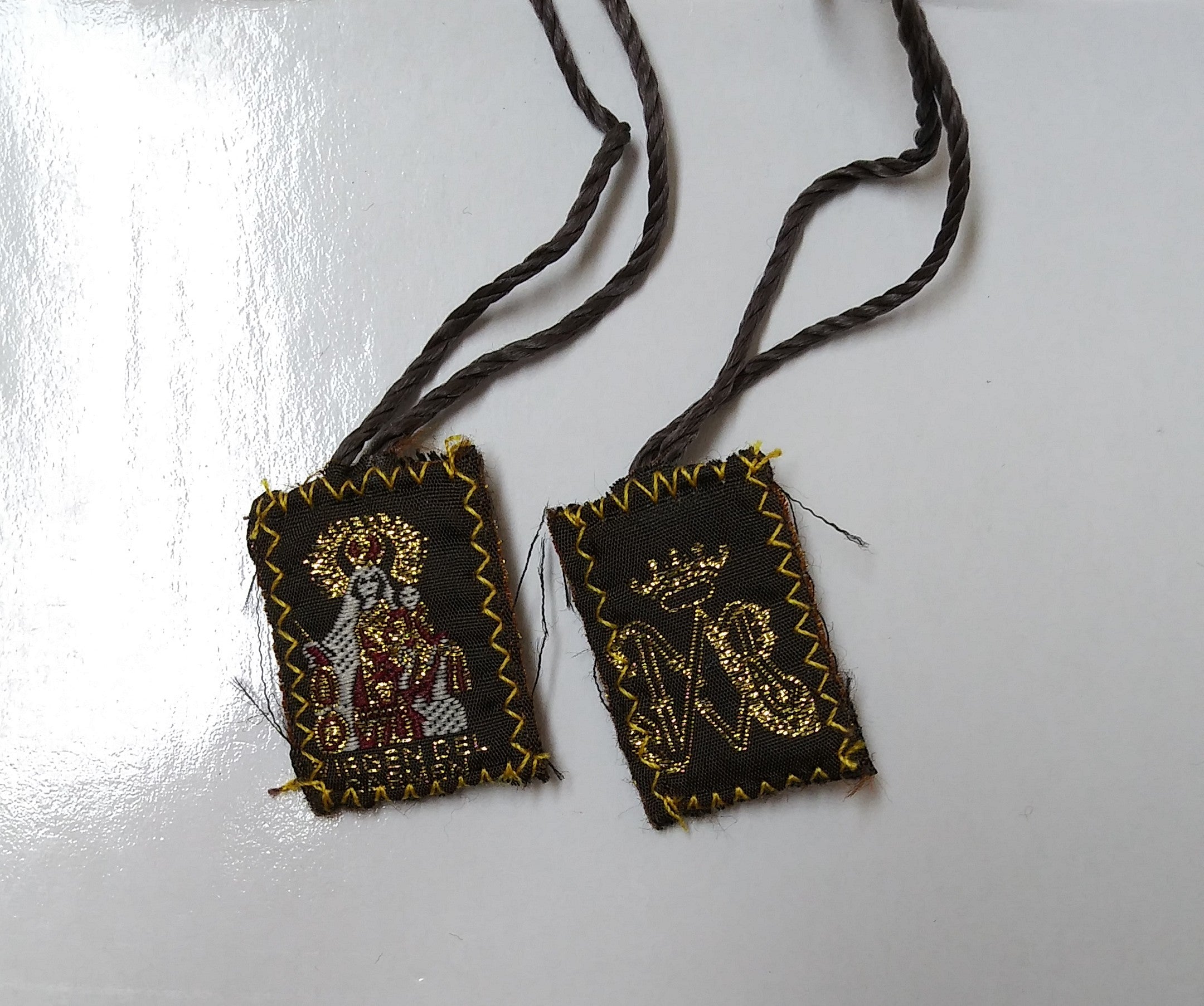 Brown Scapular Light Gold - Our Lady Of Mt. Carmel small