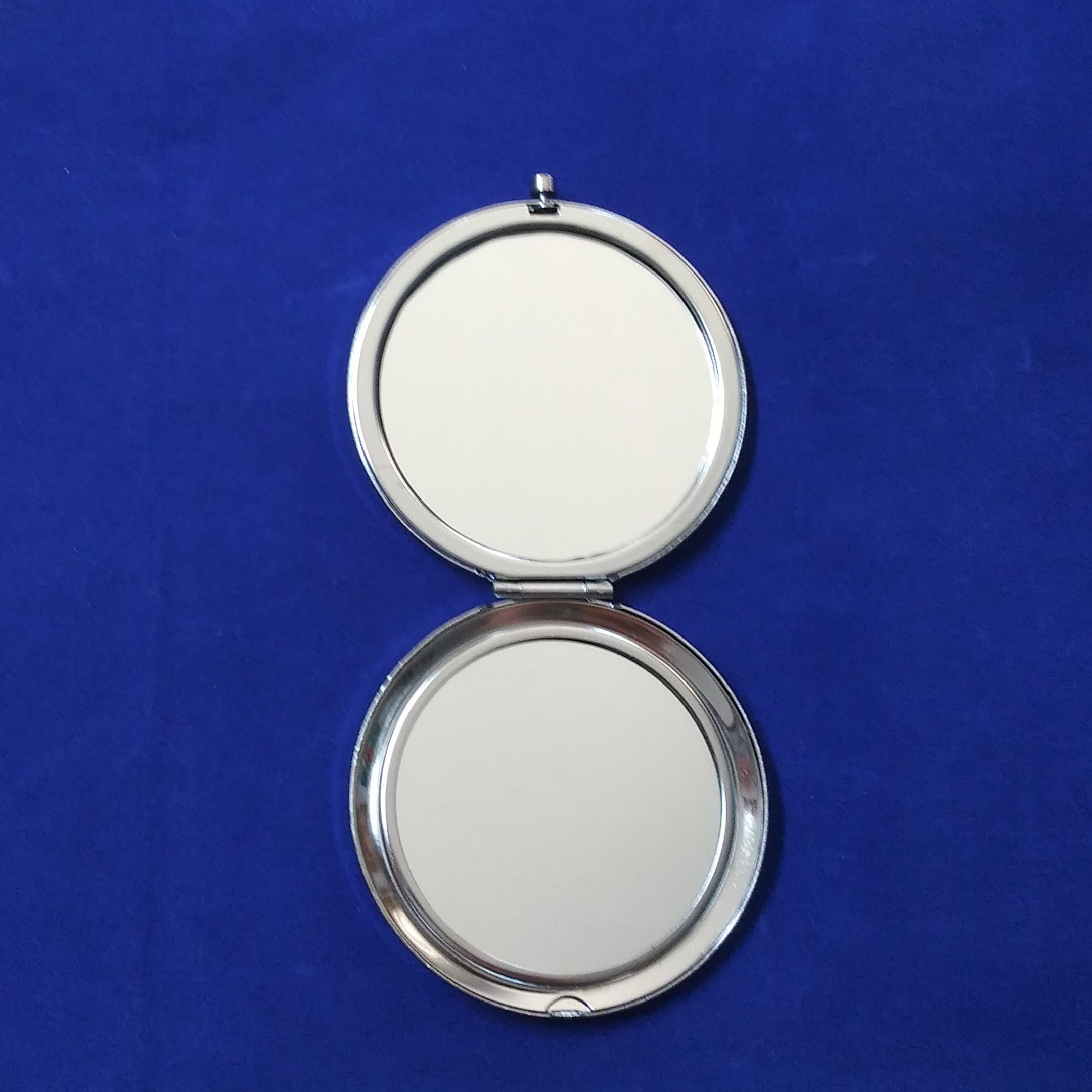 Compact Mirror