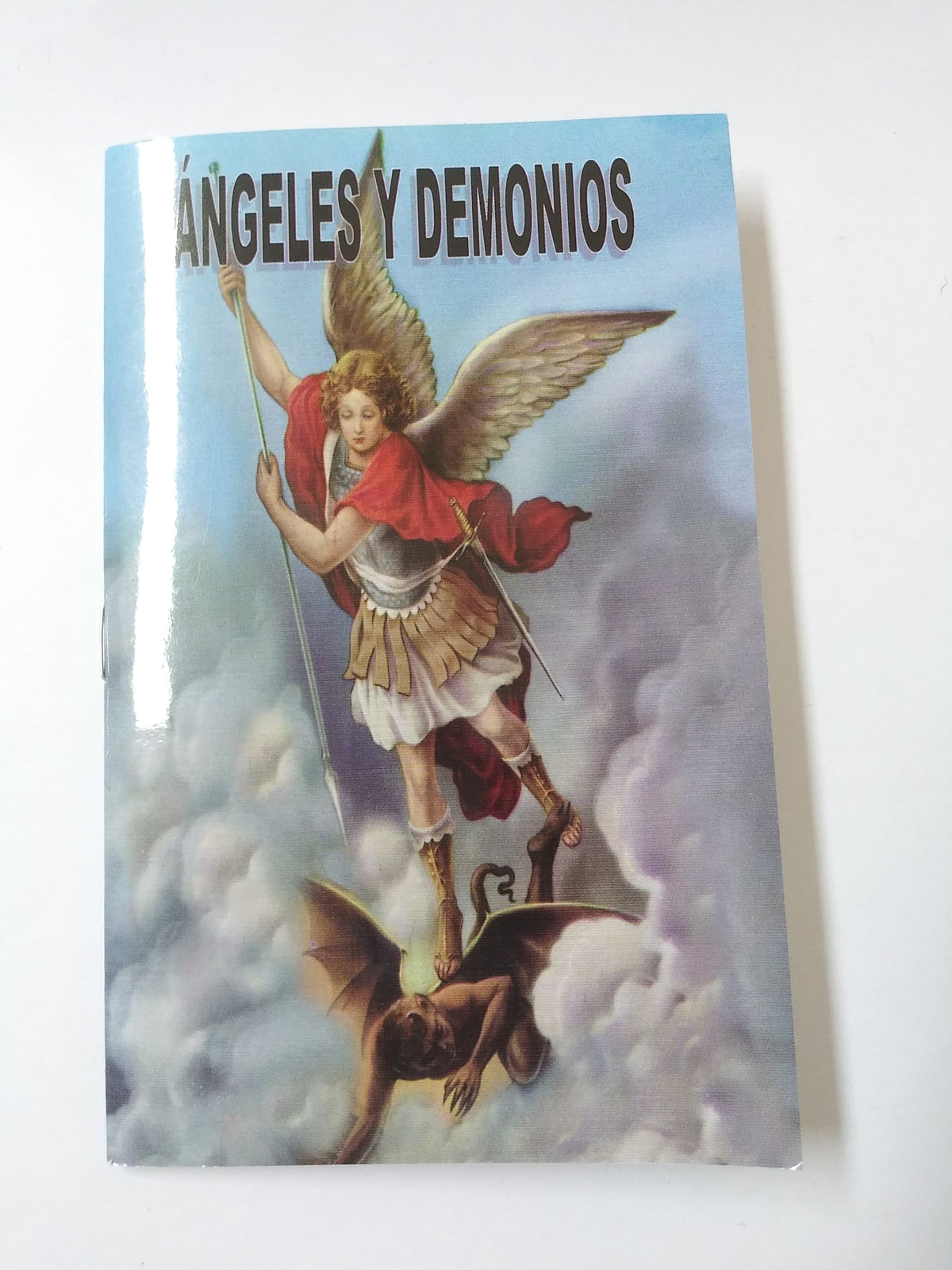 Angeles Y Demonios