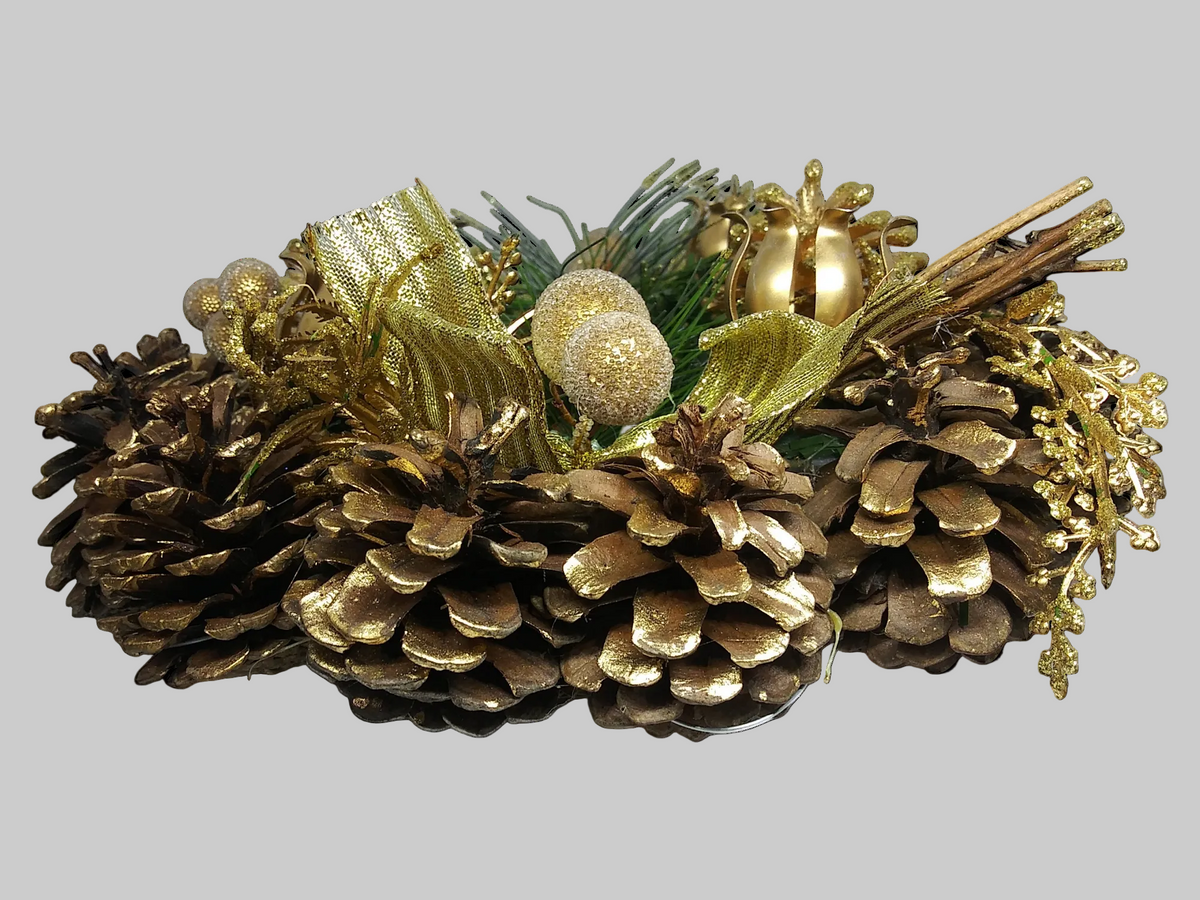 Advent Wreath With Pine Cones